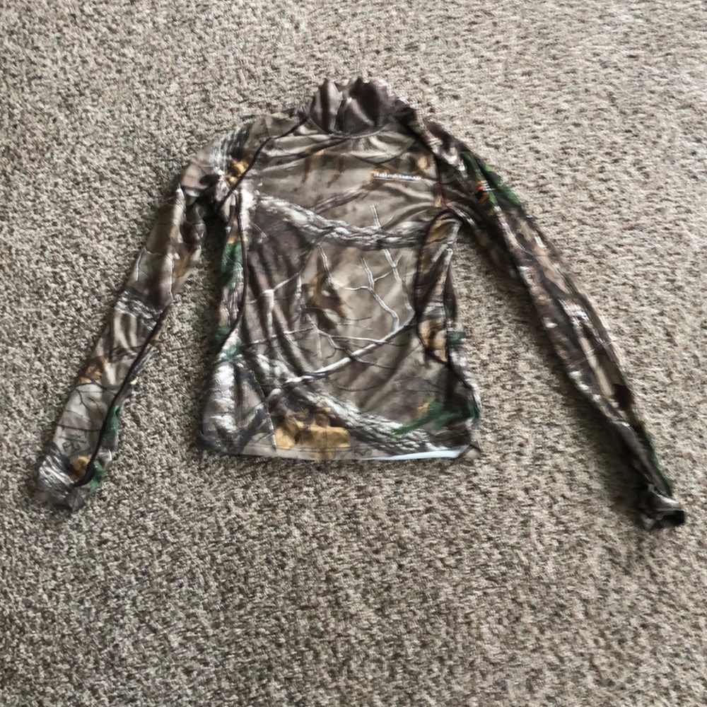 Spandex style long sleeve shirt